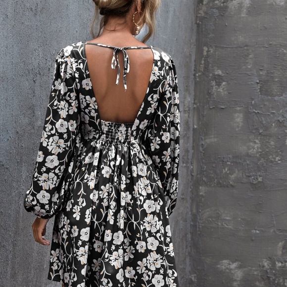 V neck open back floral print mini dress - BRICK - Picture 9 of 16